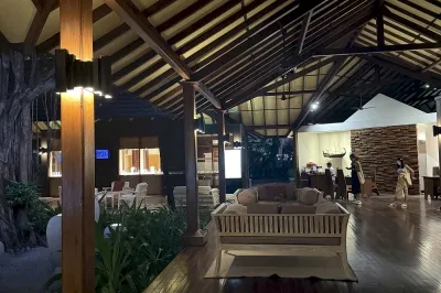 Adaaran Select Meedhupparu