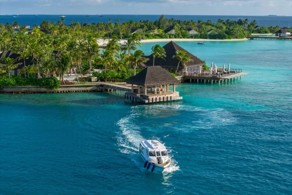 Maldives Travel Tips for First-Time Visitors | Complete Guide