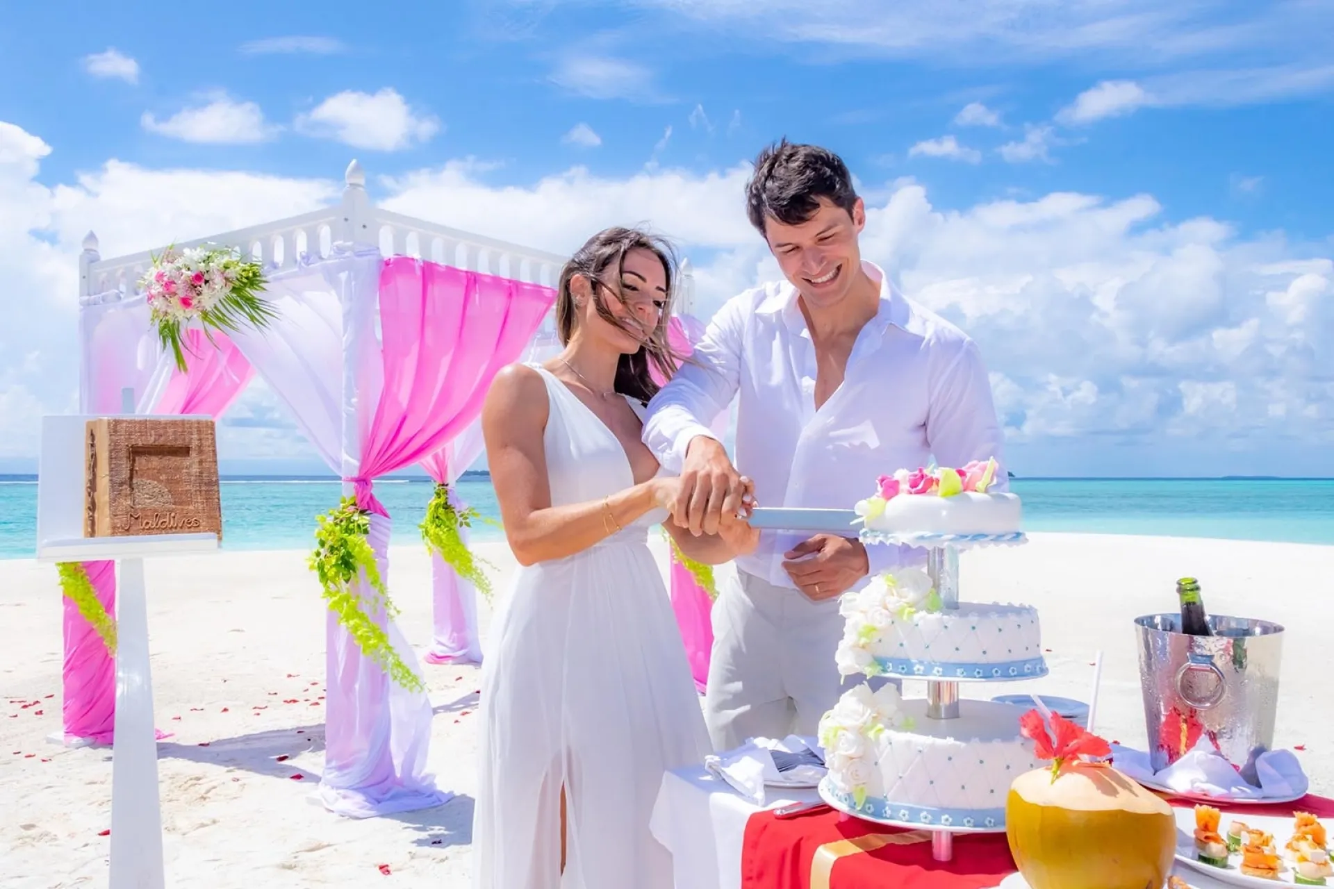 Get Married in Maldives | Romantic Wedding Venues
