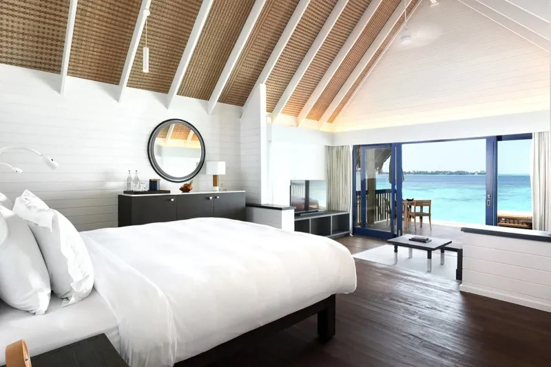 Dhoni Water villa