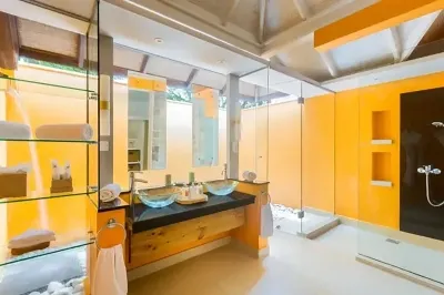 Deluxe Room - Beachfront, Terrace � Photo 3