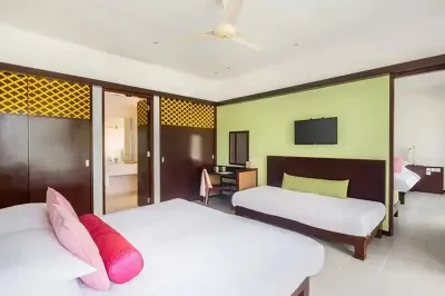 Interconnecting Superior Rooms - Beachfront � Photo 3