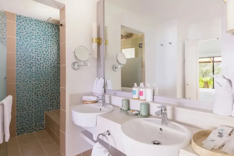Superior Room - Beachfront