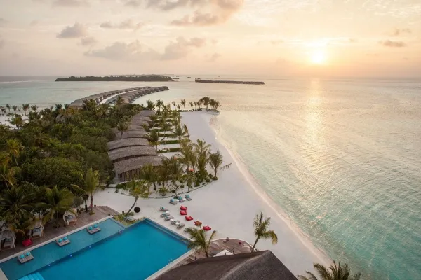 Club Med Finolhu Villas � Resort View 1