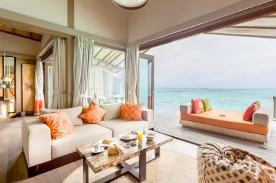 Overwater Villa - Sunrise � Photo 2