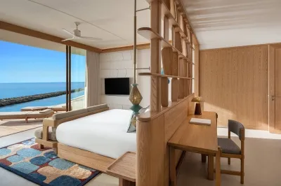 Three-Bedroom Sunset Overwater Pool Residence � Photo 3