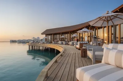 The Club � Dining at Centara Grand Lagoon Maldives