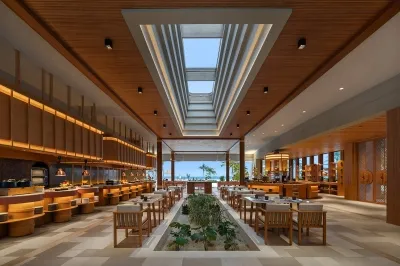 The Gallery � Dining at Centara Grand Lagoon Maldives