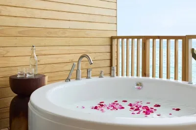 Mirage Overwater Sunset Villa with Jacuzzi � Photo 3