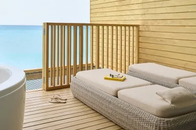 Mirage Overwater Sunset Villa with Jacuzzi � Photo 2