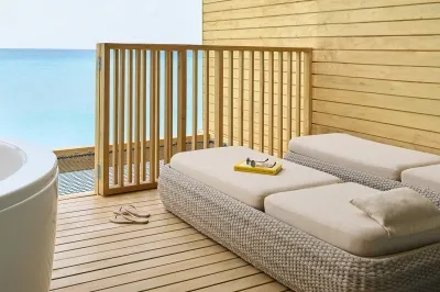 Mirage Overwater Villa with Jacuzzi � Photo 3
