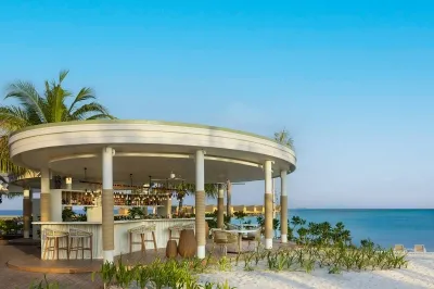 Rum Bar � Dining at Centara Mirage Lagoon Maldives
