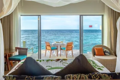 Club Sunset Overwater Pool Villa � Photo 5