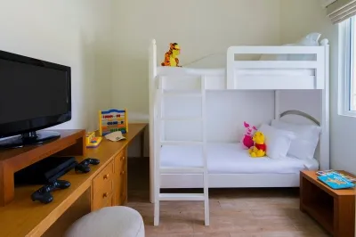 Family Overwater Villa with Kids Bedroom � Photo 2