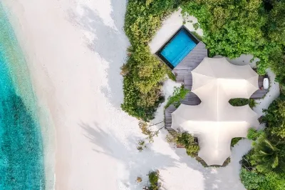 Safari Beach Villa with Pool � Photo 3