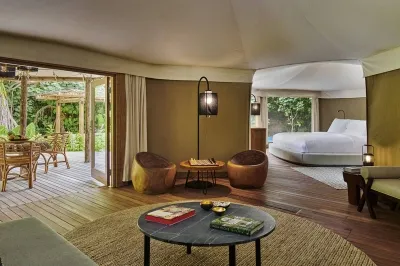 Safari Tent Villa with Pool � Photo 3