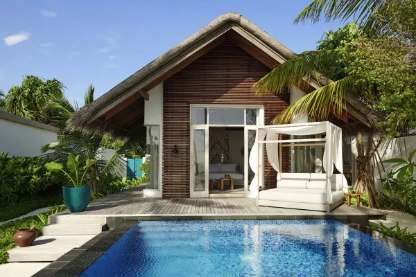 Sunrise Deluxe Beach Villa with Pool � Sirru Fen Fushi Private Lagoon Resort, Maldives