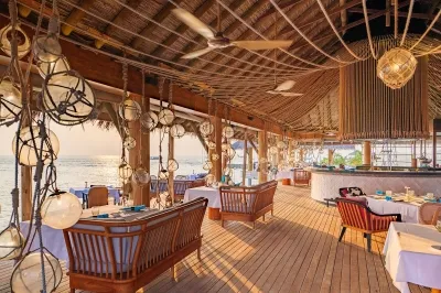 Azure � Dining at Sirru Fen Fushi Private Lagoon Resort