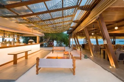RAHA BAR AND CAFÉ � Dining at Sirru Fen Fushi Private Lagoon Resort
