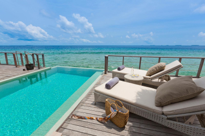 Two Bedrooms Overwater Pool Pavilion � Photo 2