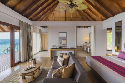 Waterfront Pool Villa � Photo 3