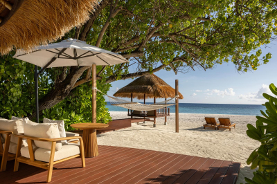 Beachfront Pool Villa � Photo 2