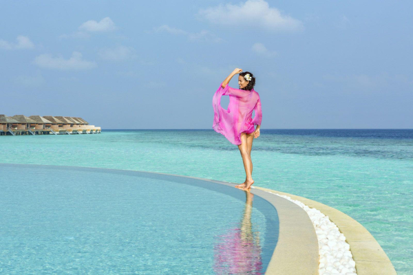 Hurawalhi Island Resort � Resort View 3