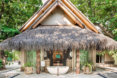 LUXURY BEACH VILLA WITH POOL � Photo 1