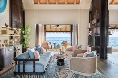 LUXURY WATER VILLA WITH POOL � Photo 4