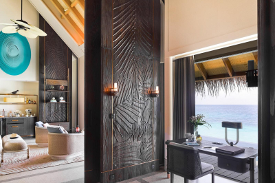 WATER VILLA WITH POOL � Photo 3