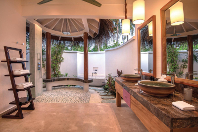 Two Bedroom Beach Pool Suite � Photo 5