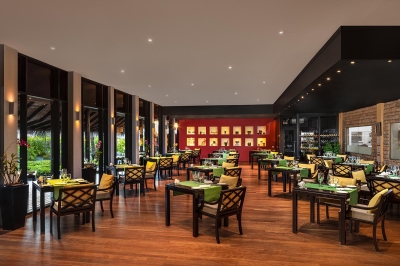 Farivalhu Fine Dining Restaurant � Dining at Adaaran Prestige Vadoo
