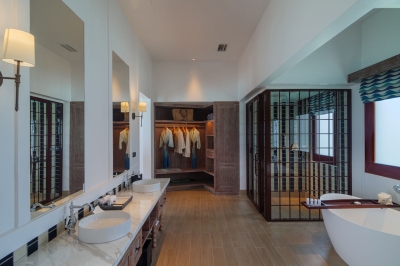 2-Bedroom Overwater Villa with Pool � Photo 5
