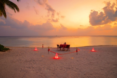 Dine by Design � Dining at SAii Lagoon Maldives, Curio Collection by Hilton