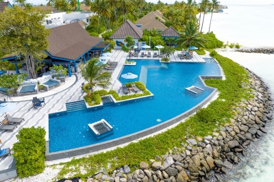Pool Bar � Dining at SAii Lagoon Maldives, Curio Collection by Hilton