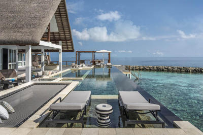 Sunrise Three-Bedroom Water Suite � Photo 1