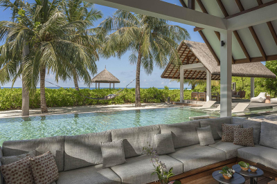 Two-Bedroom Royal Beach Villa � Photo 3