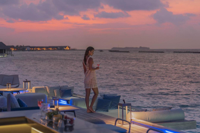 Seabar � Dining at Four Seasons Resort Maldives at Landaa Giraavaru