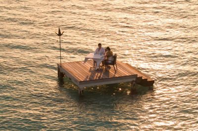 Mid-Ocean table for two � Experience at Four Seasons Resort Maldives at Landaa Giraavaru