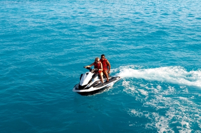WATERSPORTS � Experience at Brennia Kottefaru Maldives