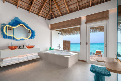 Superior Overwater Villa � Photo 5