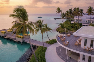 Café Lounge � Dining at Jumeirah Olhahali Island Maldives