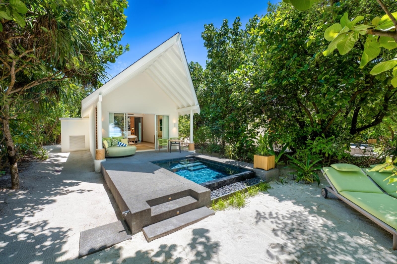 Beach Villa with Pool