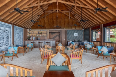 Raagudi Bar � Dining at Dhigufaru Island Resort