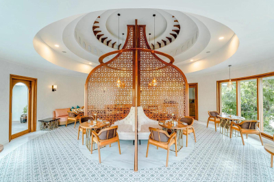 Oasis Restaurant, Bar & Lounge � Dining at Hideaway Beach Resort & Spa Maldives