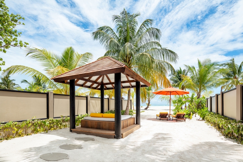 Deluxe Beachfront Pool Villa