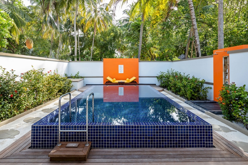 Deluxe Beachfront Pool Villa