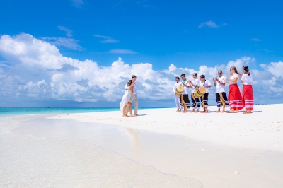 Celebrate Your Love � Experience at Angsana Velavaru Maldives