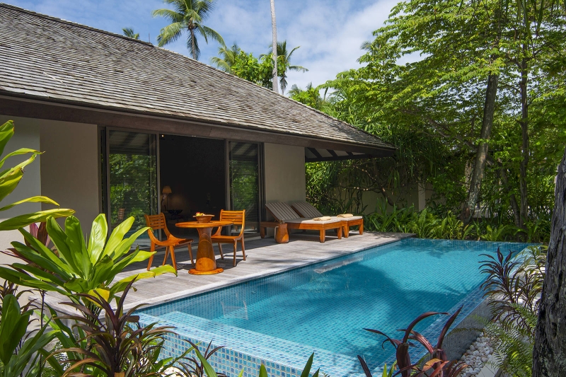 Sunset Deluxe Beach Pool Villa