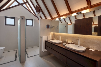 Overwater Ocean Suites with Infinity Pool � Photo 5